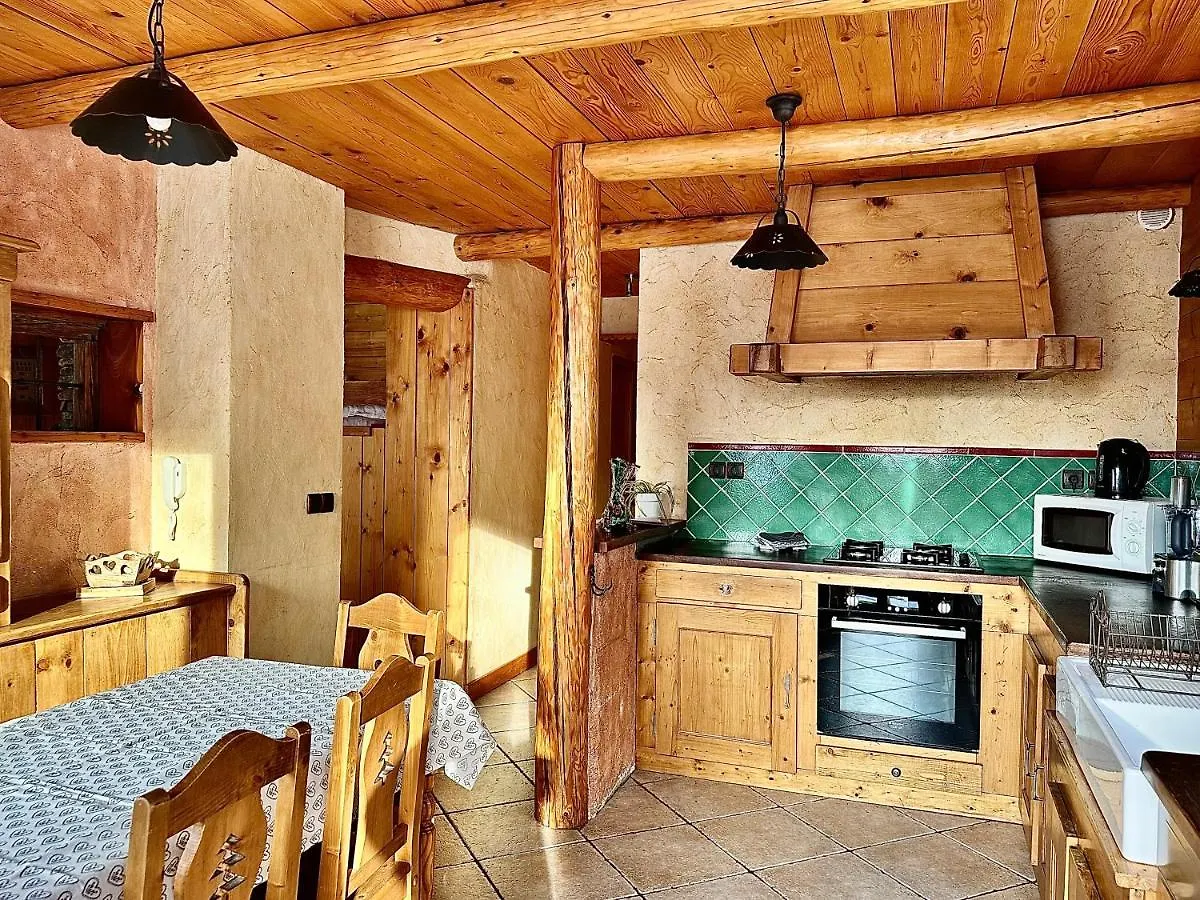 Chalet Les Cocales Residence Sejour Et Nuitees B&B - Appartement Pin Sylvestre Bessans 0*,